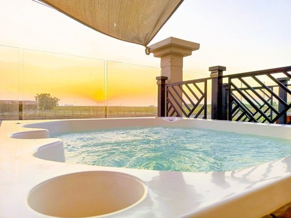 Exclusive Suite with Jacuzzi - Salinas del Mar