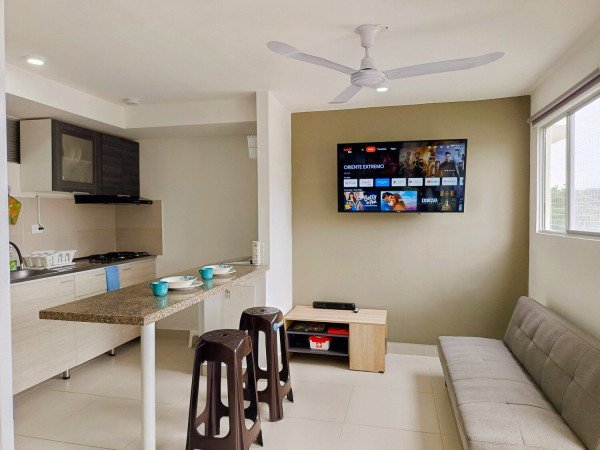Lindo Apartamento con vistas, wifi, AA, TV &amp; Piscina